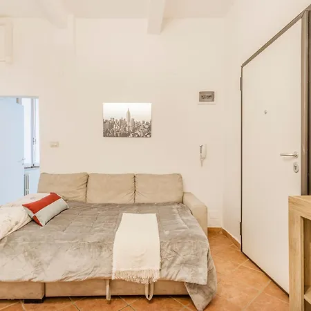 Center Piazza Pomposa * Modène