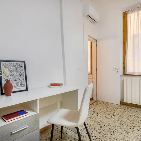 City Center Piazza Pomposa Suite